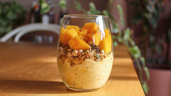 Mango Turmeric Collagen Overnight Oats