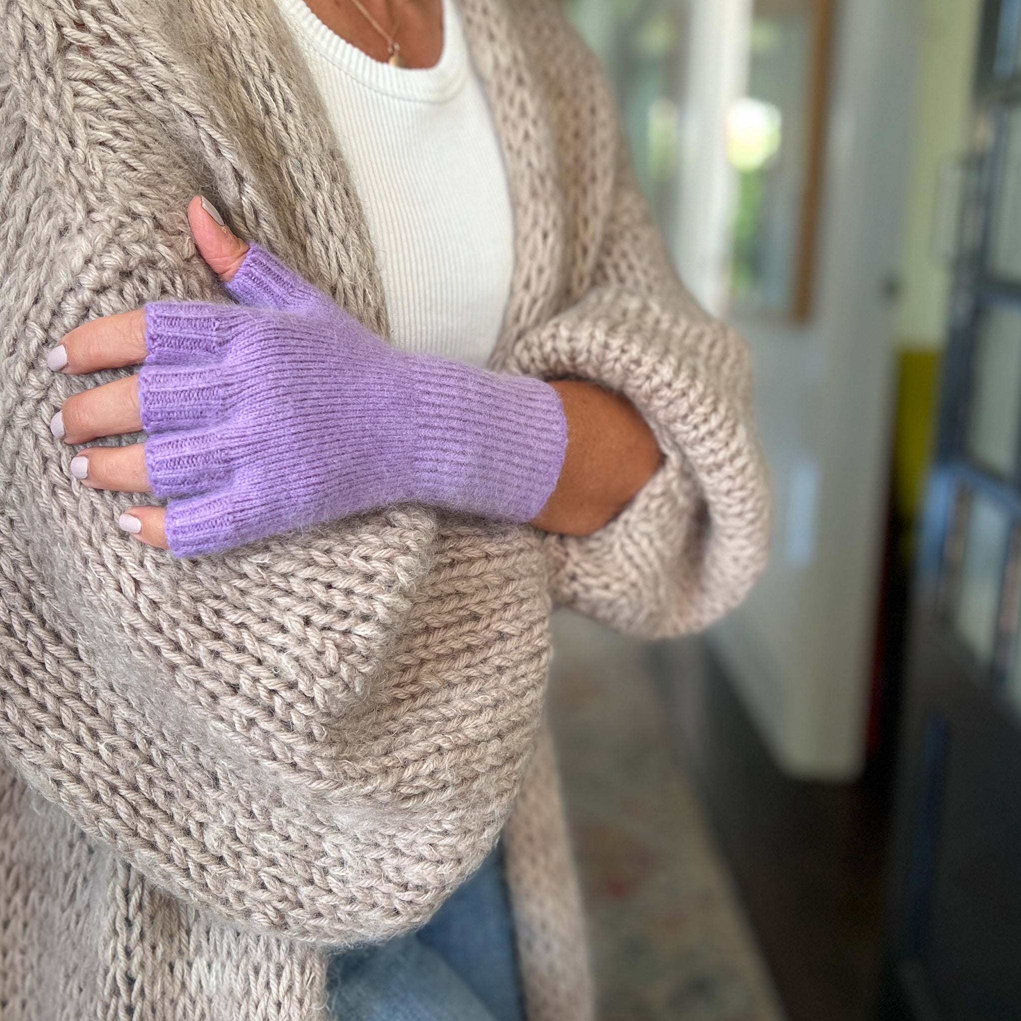 Angora & Lambswool Fingerless Gloves in Crocus