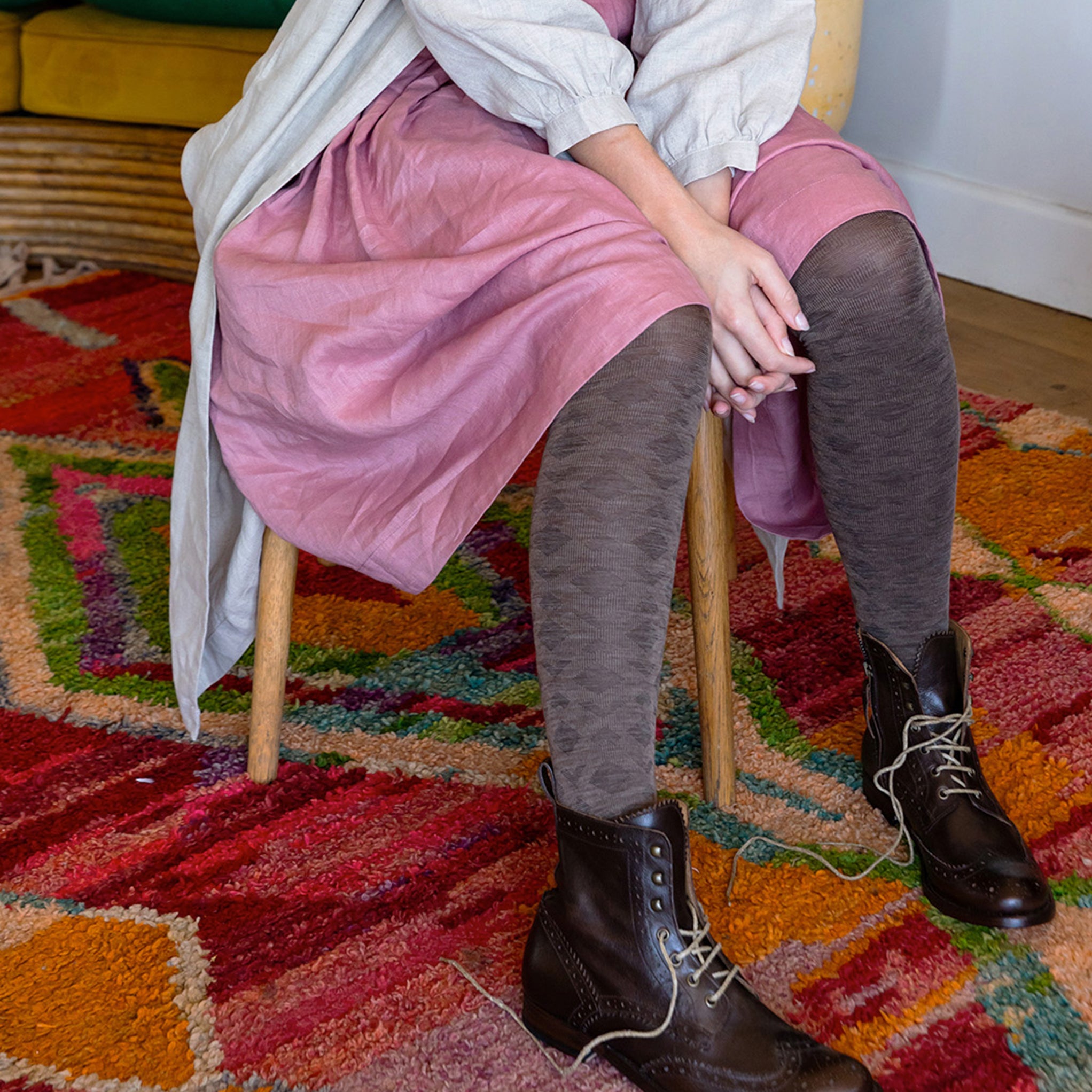 Tightology Merino Wool Deco Tights in Brown