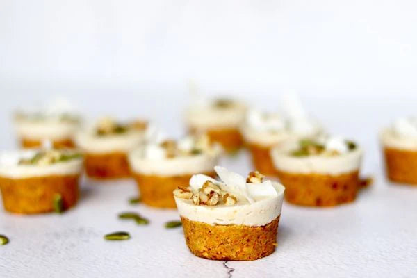 Mini Raw Carrot Cakes With Cashew Cream