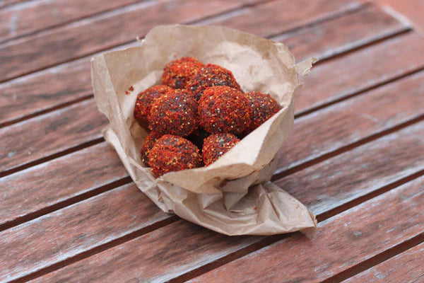 Maqui Berry Balls with Goji Berry Dust
