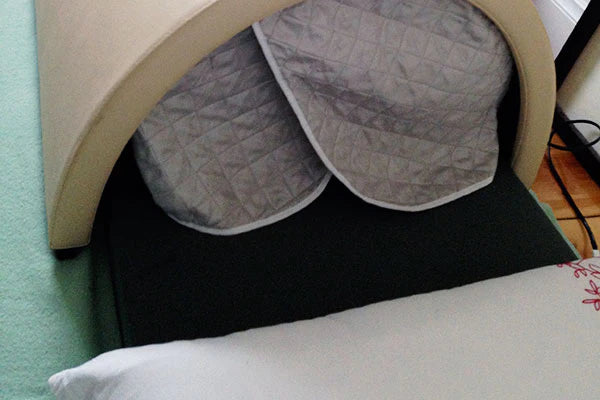 Far-infrared Sauna, I heart you (there's really no need to dread winter).