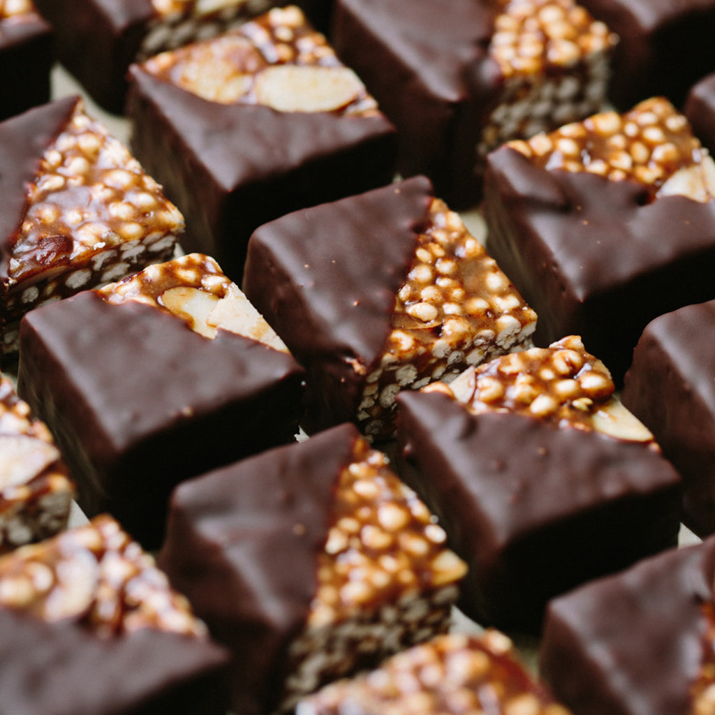 Dark chocolate tahini bites