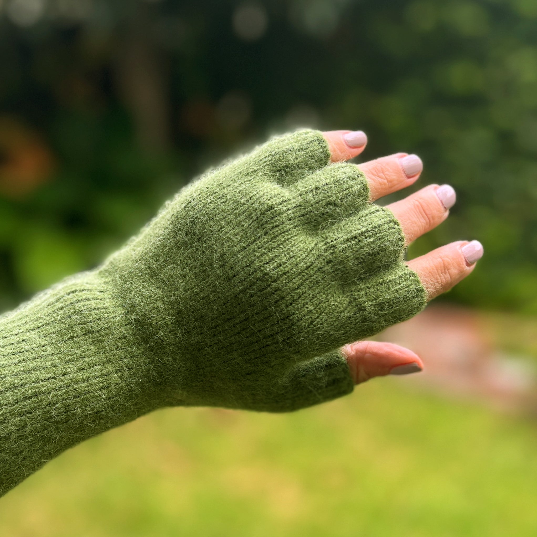 Angora & Lambswool Fingerless Gloves   in  Meadow