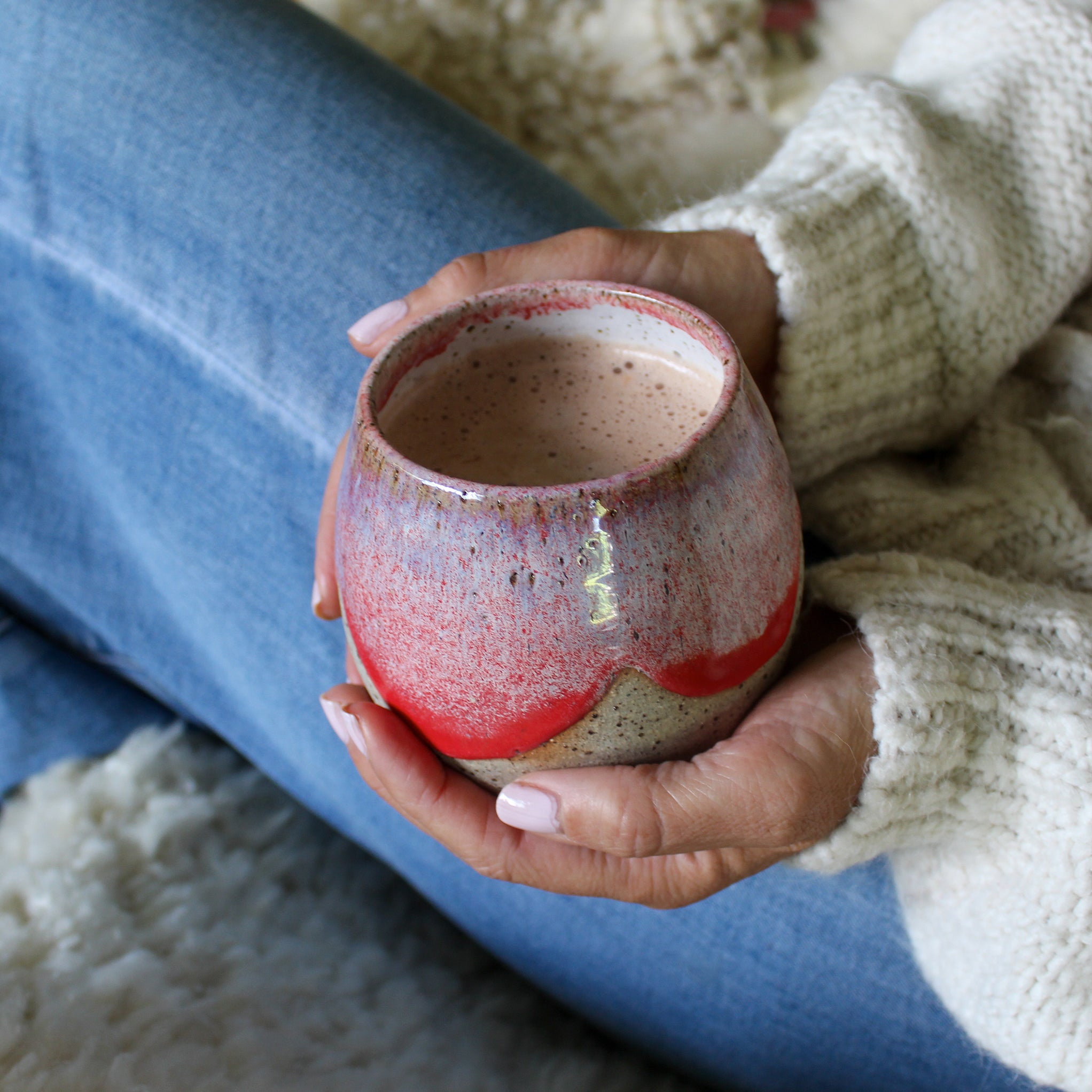 Ceramic Hug Mug - Pink 