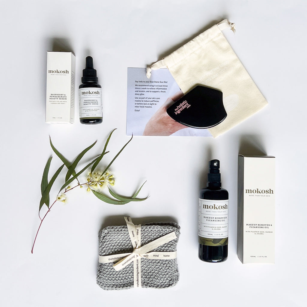 This gift bundle includes: Mokosh Pomegranate & Raspberry Serum Mokosh Make Up Remover & Cleansing Oil The Holistic Ingredient Grey Cotton Make Up Removers The Holistic Ingredient Bian Stone Gua Sha