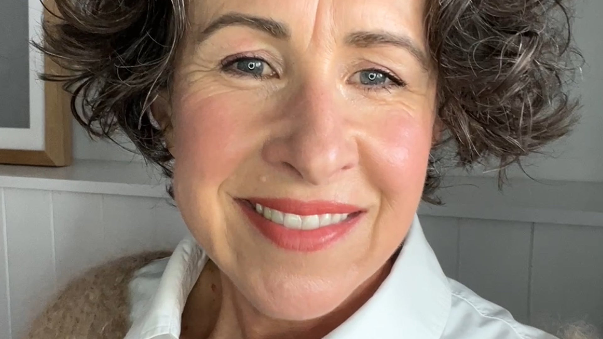 Amy shows how Aleph’s Concealer/Foundation works as both a foundation and concealer, delivering buildable coverage that looks and feels like skin. 